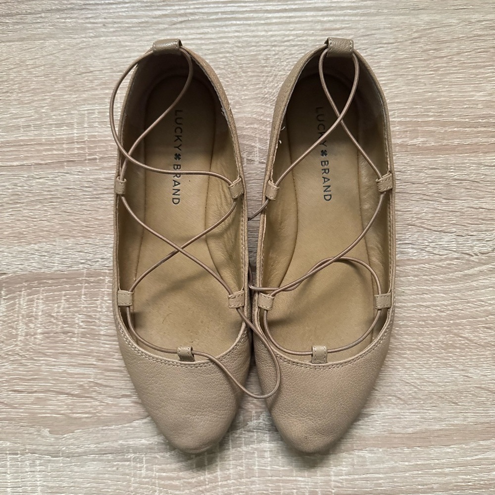 Lucky Brand Laceup Brown Tan Ballet Flat Shoes Pointed Toe Women 7.5